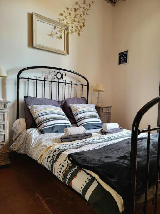 Appartamento T2 Duplex "Chez Evelyne" Remoulins Esterno foto