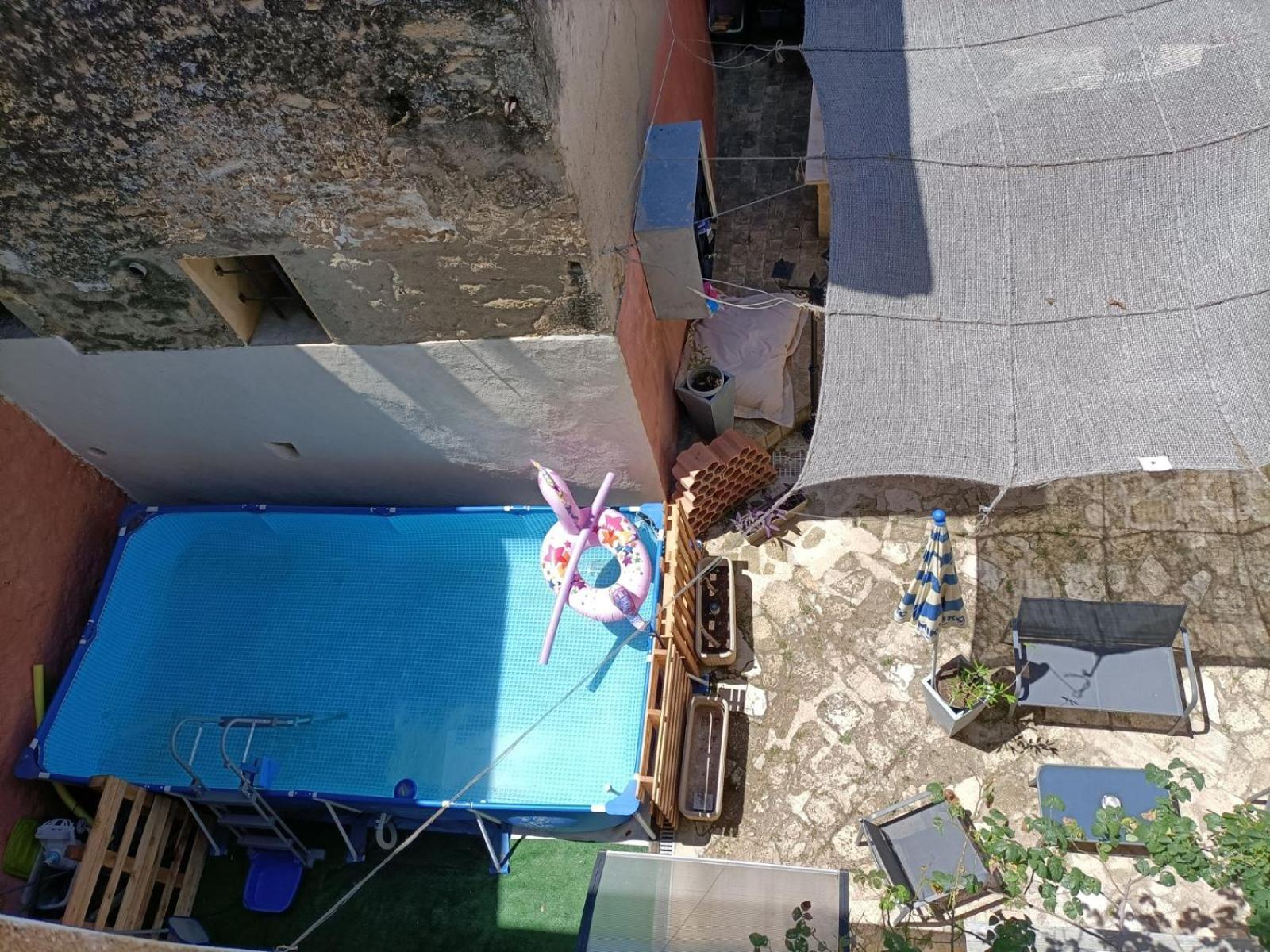 Appartamento T2 Duplex "Chez Evelyne" Remoulins Esterno foto